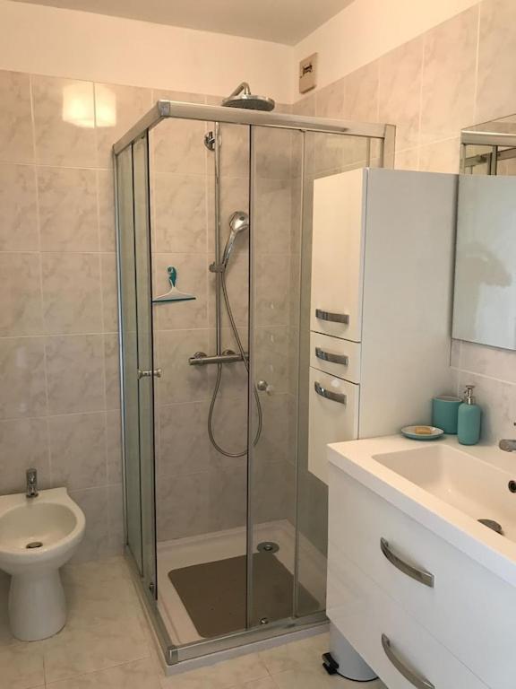 Appartement Spacieux Et Calme Classe 4 Etoiles, A 300M De La Mer Сент-Максім Екстер'єр фото